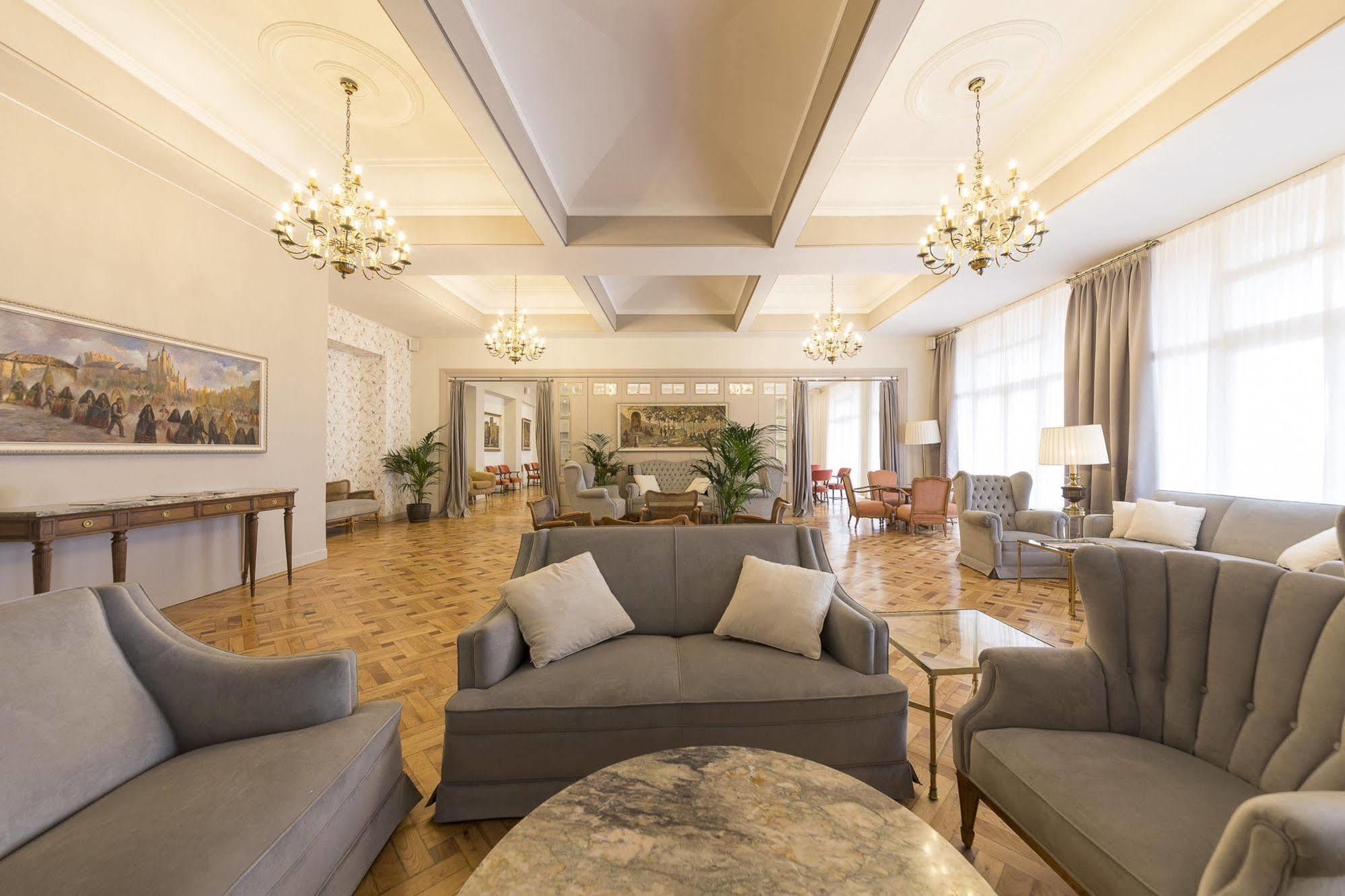 Real Segovia By Recordis Hotels מראה חיצוני תמונה